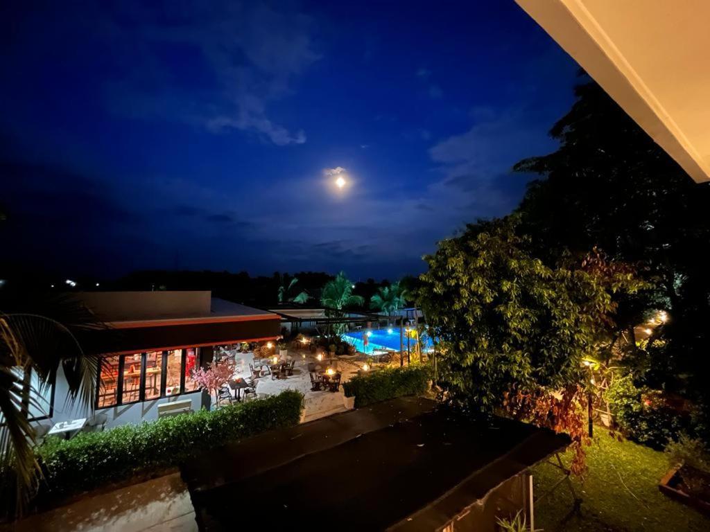 Sunset Resorts And Bar Ban Nong Chaeng  Buitenkant foto